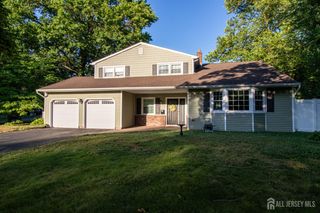 3 Lycoming Lane, East Brunswick, NJ 08816