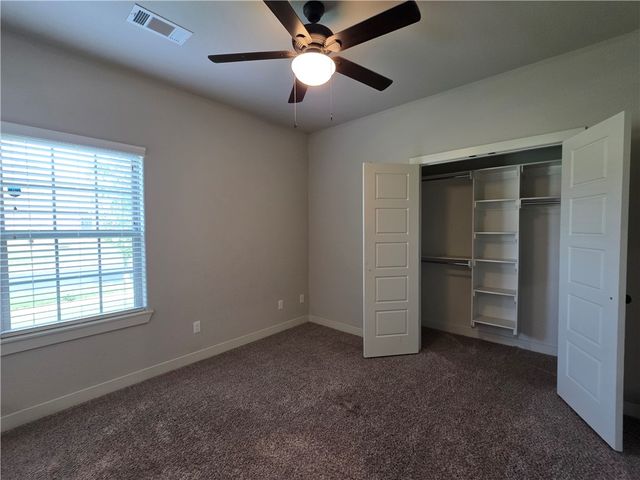 2905 SW Satinwood Cove, Bentonville, AR 72713