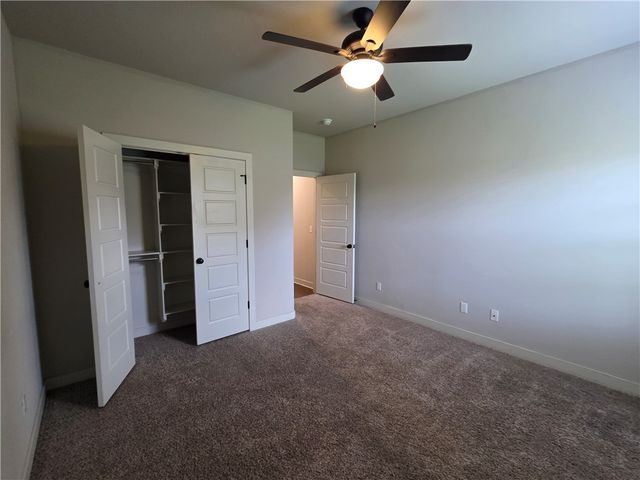 2905 SW Satinwood Cove, Bentonville, AR 72713