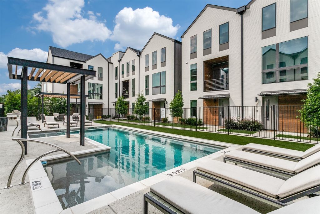 4419 Cabell Drive 105, Dallas, TX 75204