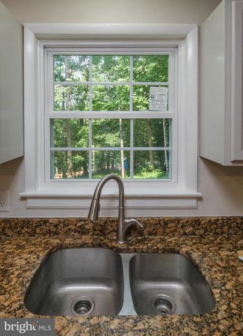 286 SUMMIT RIDGE RD, Front Royal, VA 22630