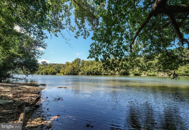 286 SUMMIT RIDGE RD, Front Royal, VA 22630