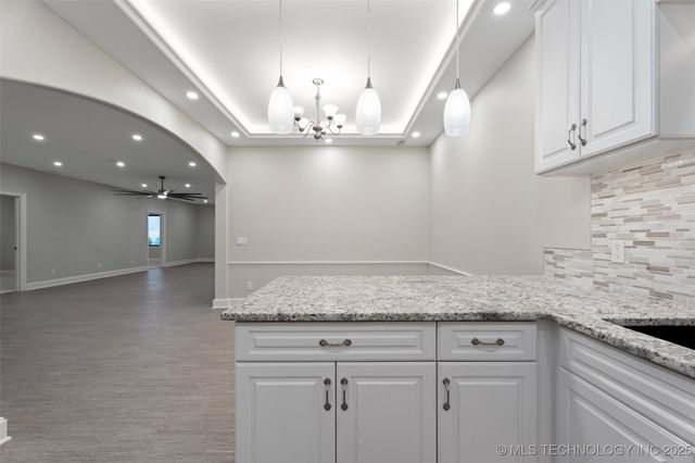 33787 S 650 Road, Jay, OK 74346