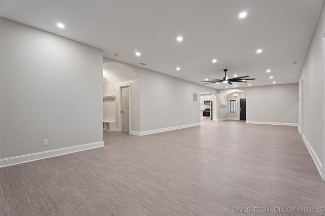 33787 S 650 Road, Jay, OK 74346