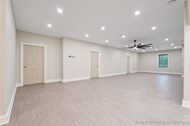 33787 S 650 Road, Jay, OK 74346