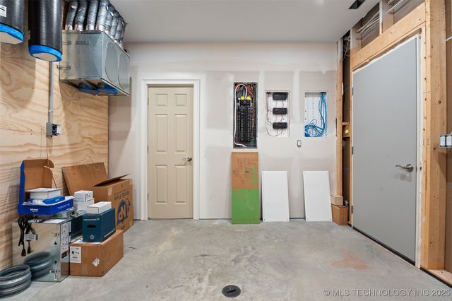 33787 S 650 Road, Jay, OK 74346