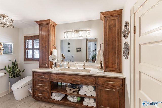 779 NE Old Gurley Road, Huntsville, AL 35811