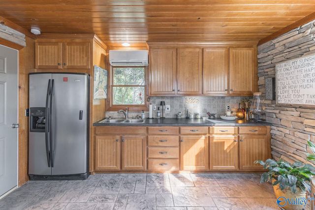 779 NE Old Gurley Road, Huntsville, AL 35811