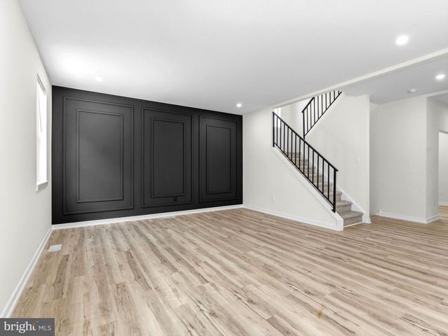 48 FARRIER AVE, Blackwood, NJ 08012