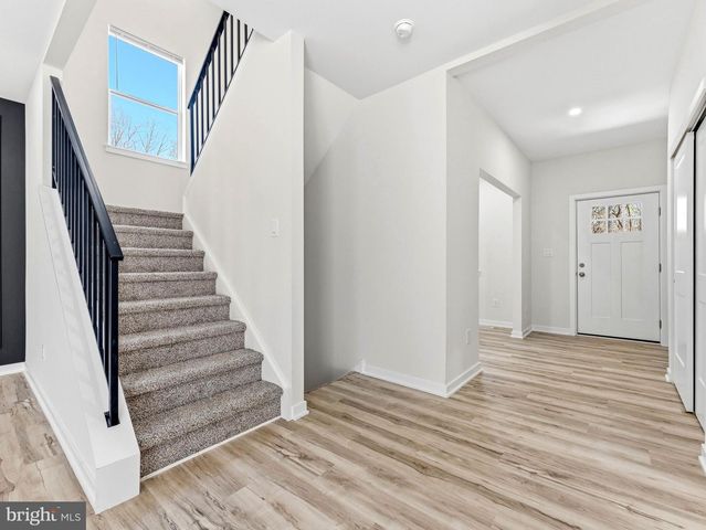 48 FARRIER AVE, Blackwood, NJ 08012