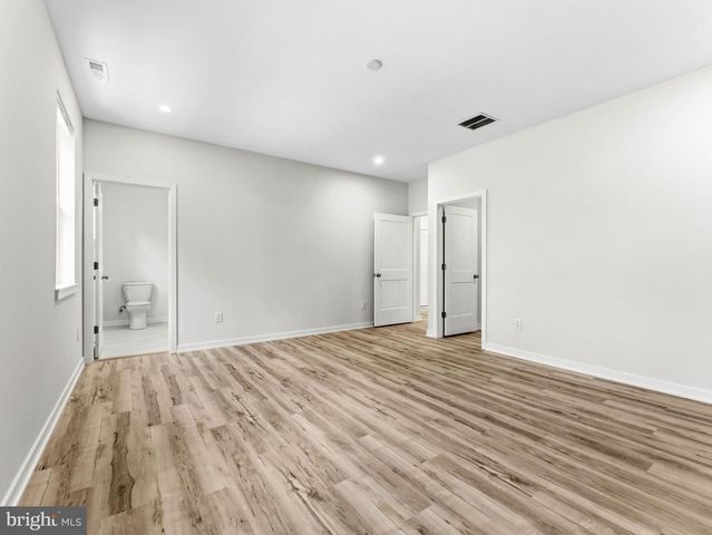 48 FARRIER AVE, Blackwood, NJ 08012