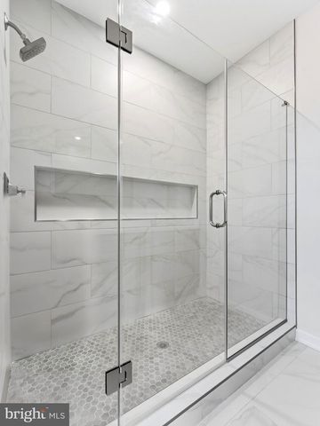 48 FARRIER AVE, Blackwood, NJ 08012