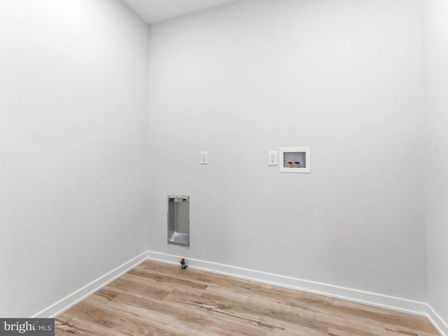 48 FARRIER AVE, Blackwood, NJ 08012