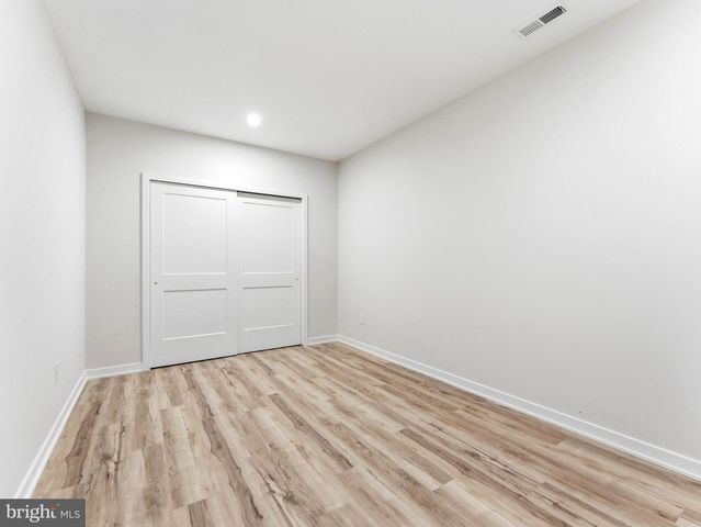 48 FARRIER AVE, Blackwood, NJ 08012