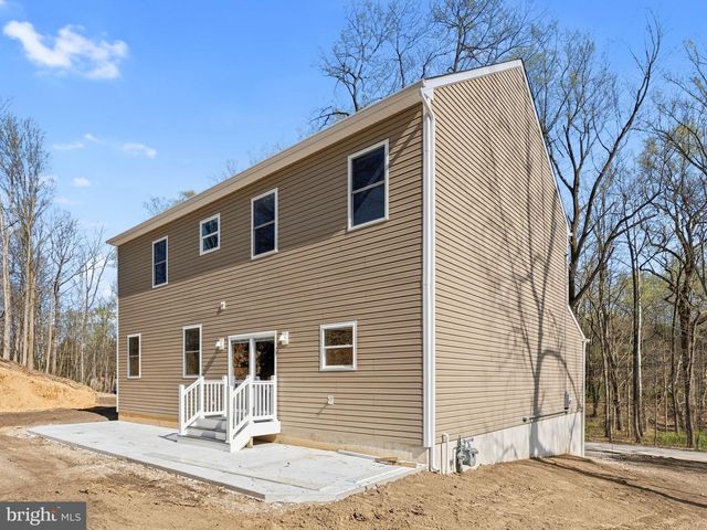 48 FARRIER AVE, Blackwood, NJ 08012