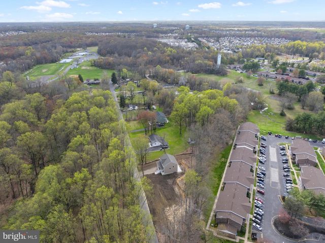 48 FARRIER AVE, Blackwood, NJ 08012