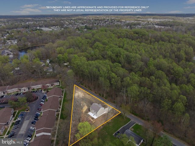 48 FARRIER AVE, Blackwood, NJ 08012