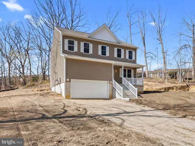 48 FARRIER AVE, Blackwood, NJ 08012
