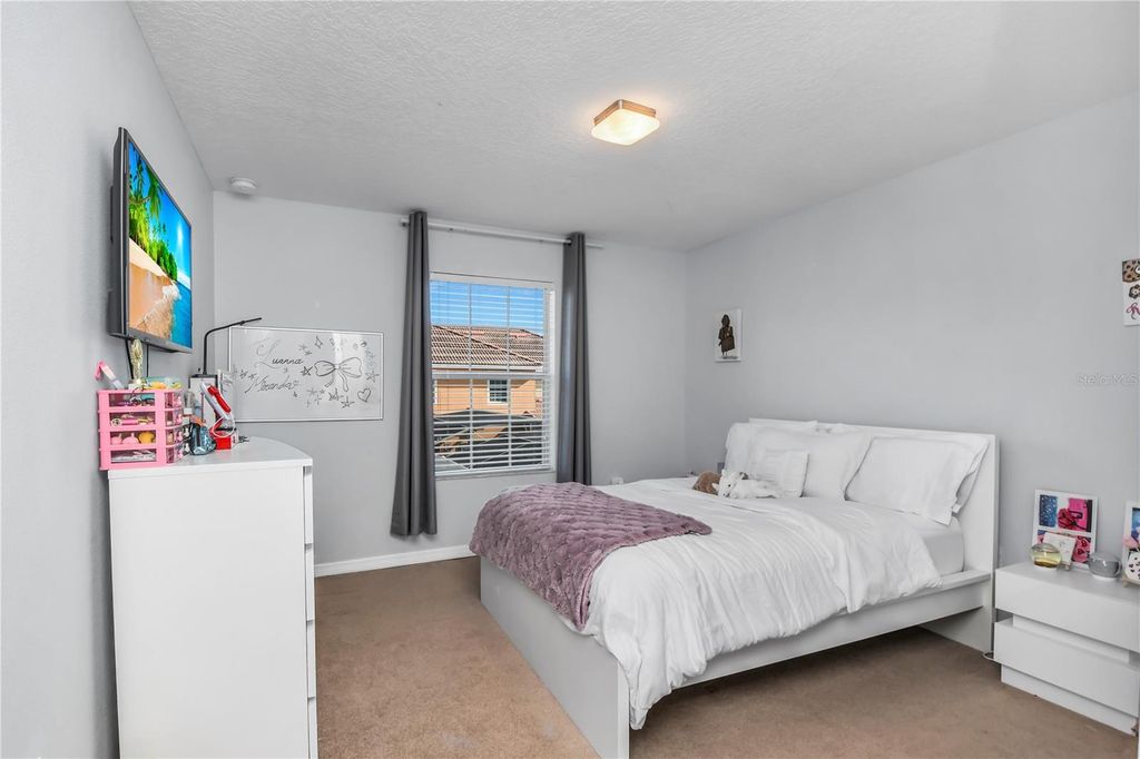 Image 11 of property listing at 8971 CALIFORNIA PALM ROAD, Kissimmee, FL 34747