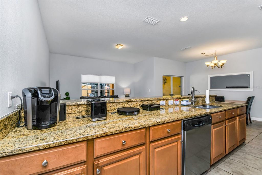 Image 24 of property listing at 8971 CALIFORNIA PALM ROAD, Kissimmee, FL 34747