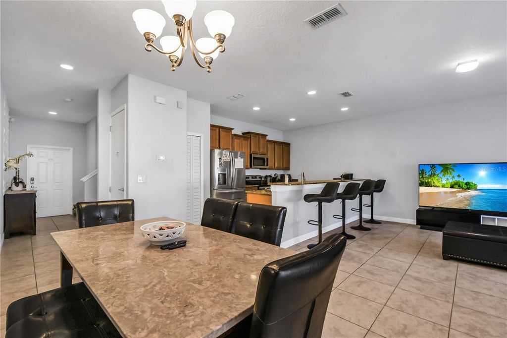 Image 27 of property listing at 8971 CALIFORNIA PALM ROAD, Kissimmee, FL 34747