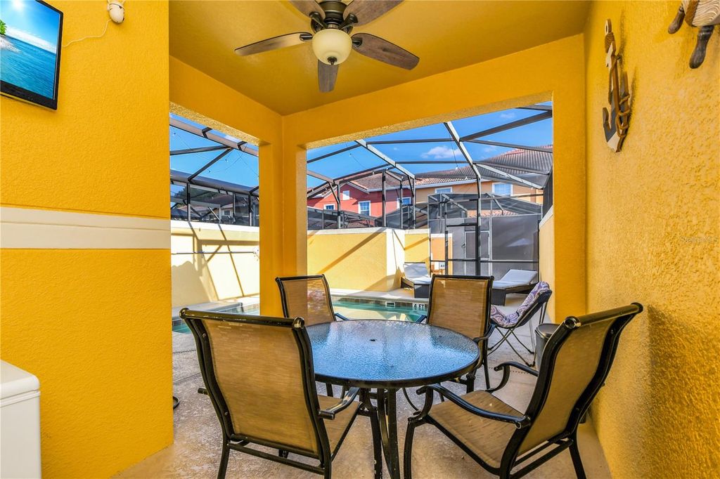 Image 28 of property listing at 8971 CALIFORNIA PALM ROAD, Kissimmee, FL 34747