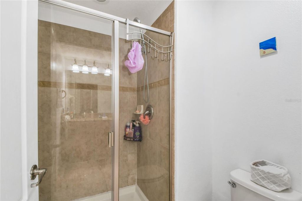 Image 9 of property listing at 8971 CALIFORNIA PALM ROAD, Kissimmee, FL 34747