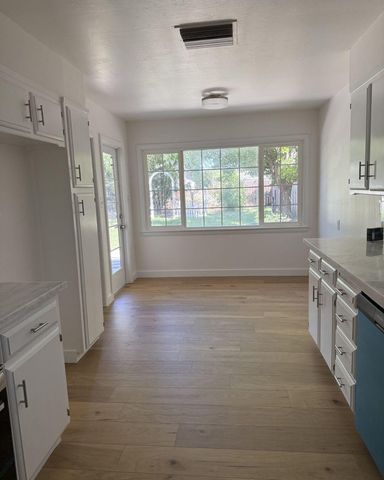 18 N Byron Drive, Lemoore, CA 93245