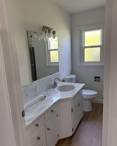 18 N Byron Drive, Lemoore, CA 93245