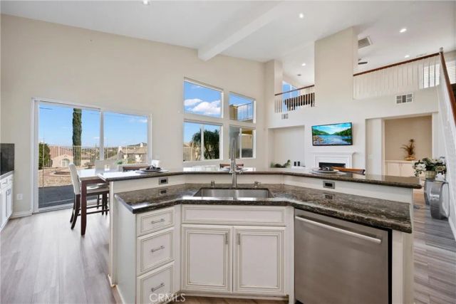 25 Volta Del Tintori Street, Lake Elsinore, CA 92532