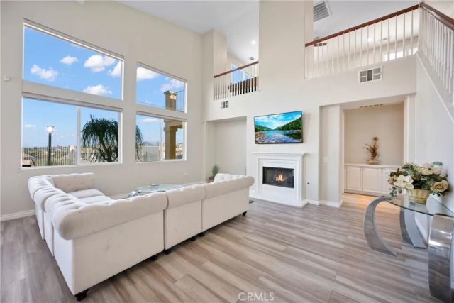 25 Volta Del Tintori Street, Lake Elsinore, CA 92532