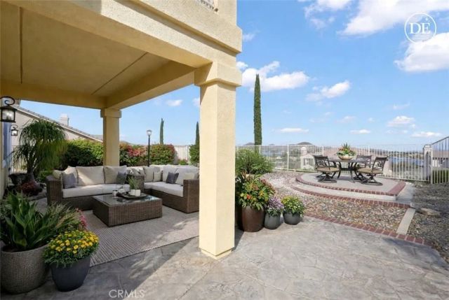 25 Volta Del Tintori Street, Lake Elsinore, CA 92532