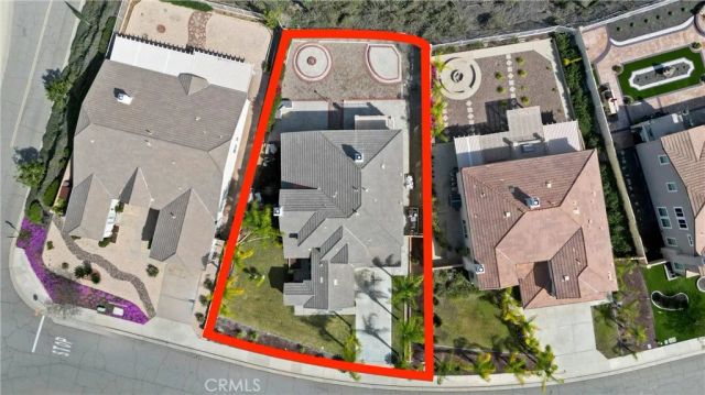 25 Volta Del Tintori Street, Lake Elsinore, CA 92532