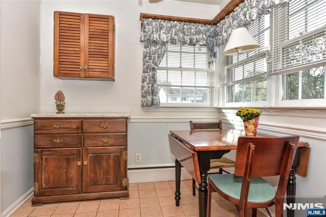 143 Manhattan Avenue, Waldwick, NJ 07463