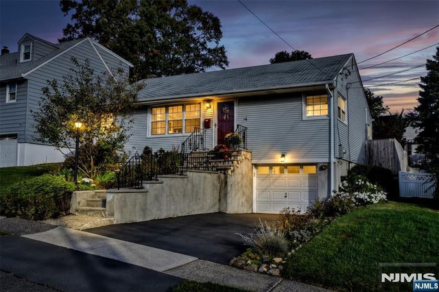 143 Manhattan Avenue, Waldwick, NJ 07463