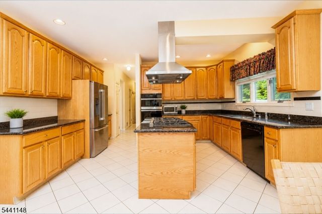 181 Berkley Ave, Montgomery Twp., NJ 08502