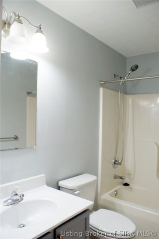 3926 Carver Street, New Albany, IN 47150