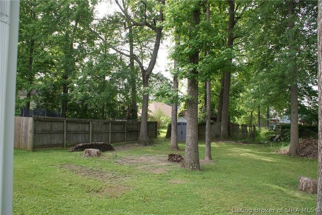 3926 Carver Street, New Albany, IN 47150