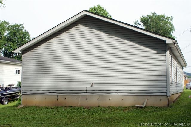 3926 Carver Street, New Albany, IN 47150