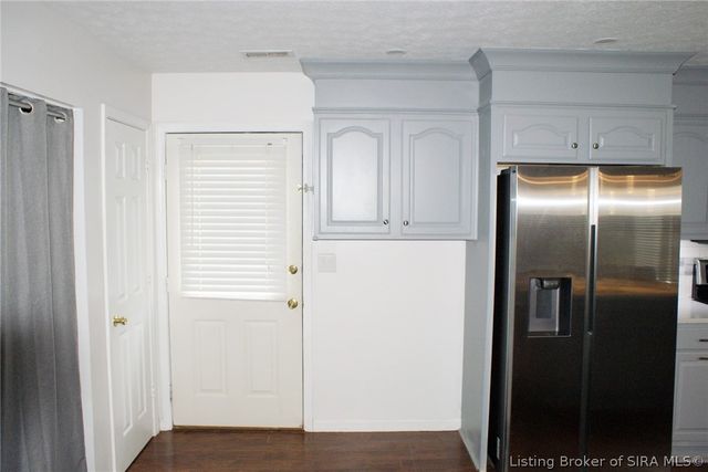 3926 Carver Street, New Albany, IN 47150