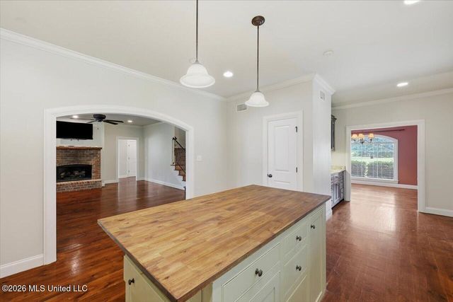 130 Bellemeade Drive, Clinton, MS 39056