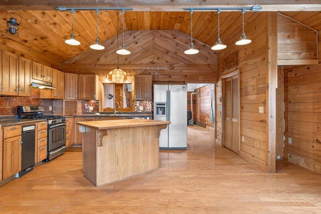 1350 Teer Road, Clarendon, VT 05759