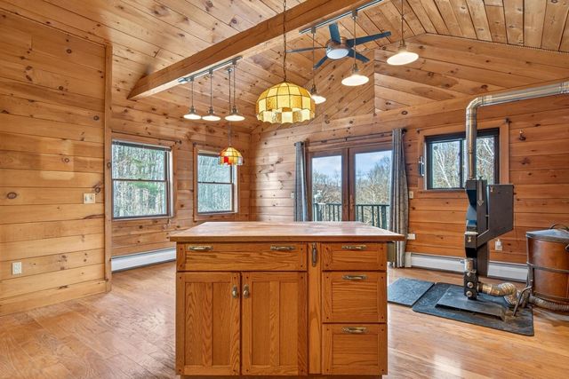 1350 Teer Road, Clarendon, VT 05759