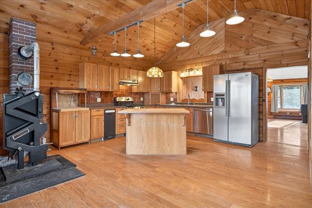 1350 Teer Road, Clarendon, VT 05759