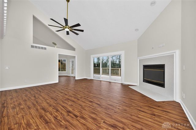 811 Wind Bluff Point, Springboro, OH 45066