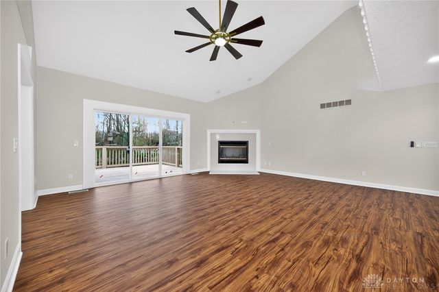 811 Wind Bluff Point, Springboro, OH 45066