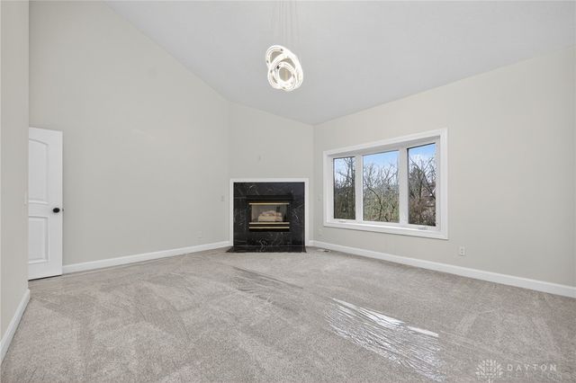 811 Wind Bluff Point, Springboro, OH 45066