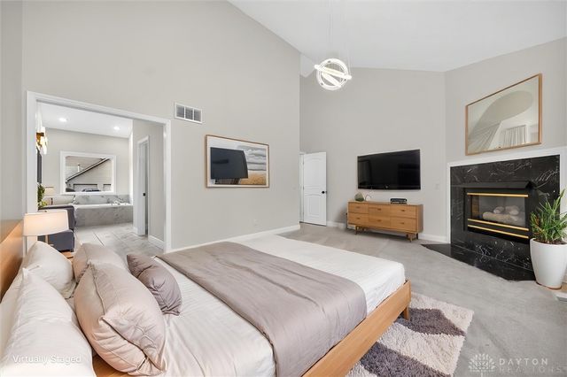 811 Wind Bluff Point, Springboro, OH 45066