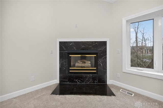 811 Wind Bluff Point, Springboro, OH 45066