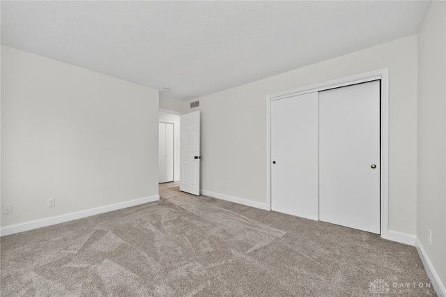 811 Wind Bluff Point, Springboro, OH 45066